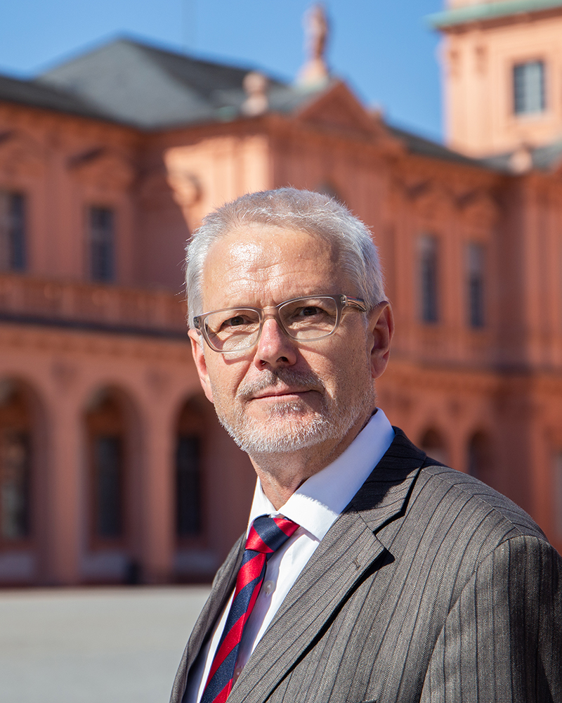 Portrait von Rechtsanwalt Dieter Franck